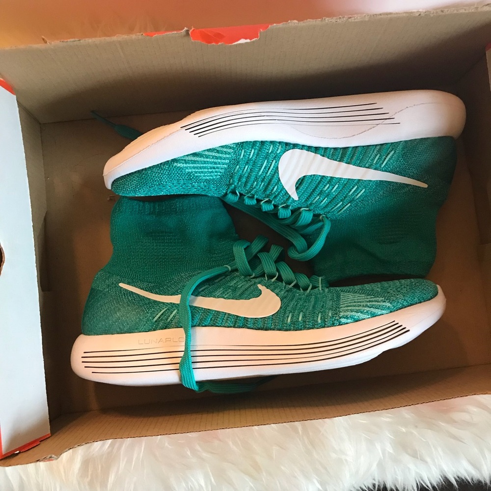 NIKEā¤ļøMake an offer!ā¤ļø Lunarepic Flyknit New!āļø - Picture 4 of 5